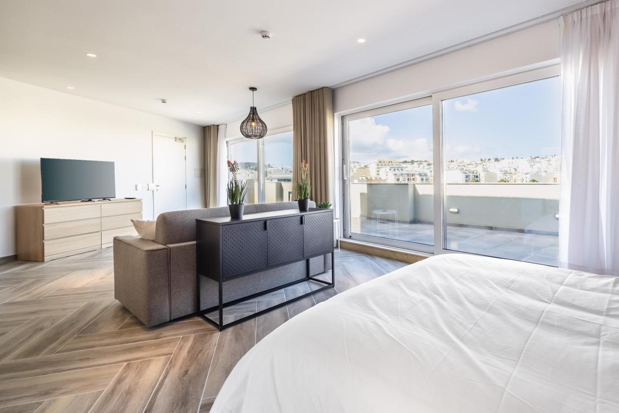 The Cube - Designer Finished Studio Penthouse By Sf Homes Gzira Exterior photo