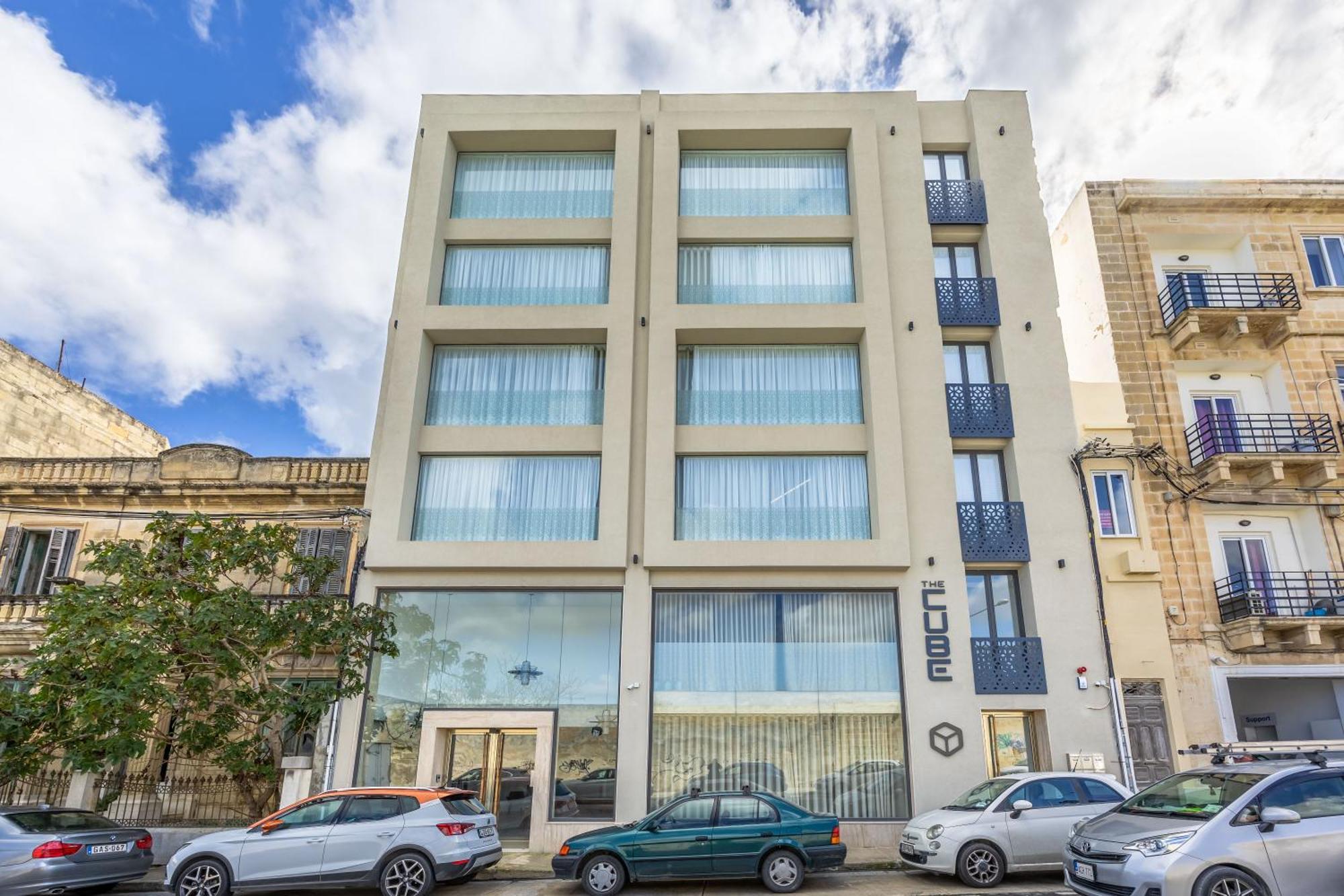 The Cube - Designer Finished Studio Penthouse By Sf Homes Gzira Exterior photo
